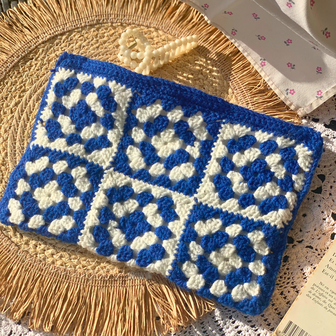 Pochette Fuchsia Crochet - Ma Reinette