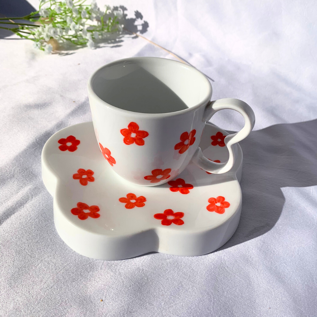 Tasse et soucoupe fleur